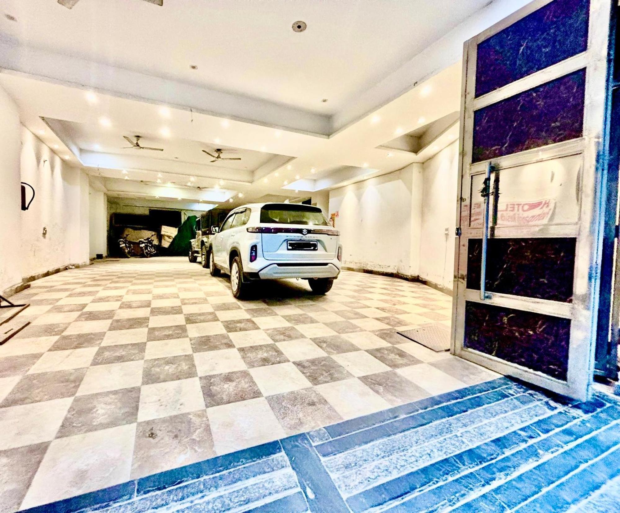 Hotel Pushpanjali Neu-Delhi Exterior foto